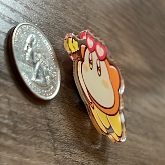 Handmade Kirby magnet - Picture 2 of 5